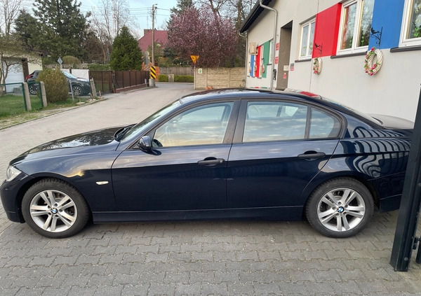 BMW Seria 3 cena 19700 przebieg: 256295, rok produkcji 2006 z Wrocław małe 67